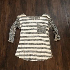 Striped 3/4 top